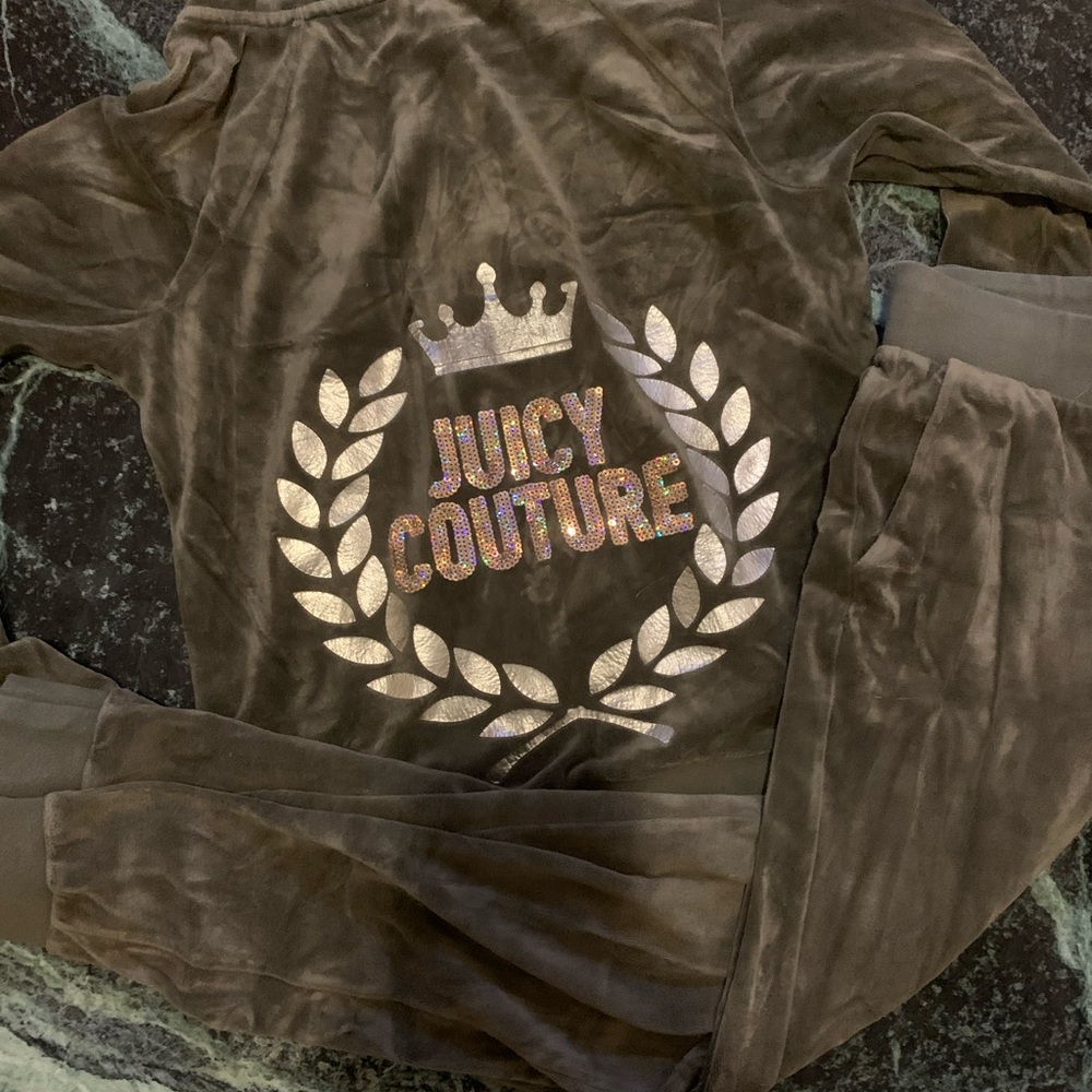 🧊💿 Y2K AF: Juicy Couture Sweatsuit 💿🧊